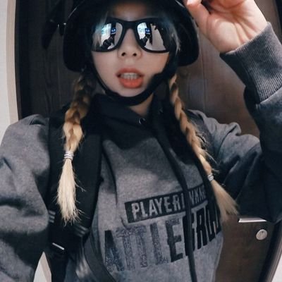 xxxtaess's profile picture. hi