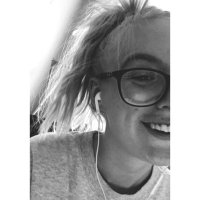 Emily Lloyd (@em_____6) 's Twitter Profile