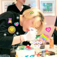 nadhira (@2ohyunjin) 's Twitter Profile