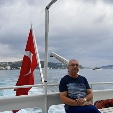 AYapalikan's profile picture. Dünyaya geldik ölmek için...