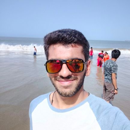 MeRahil_2408's profile picture. Just do it what you think 😉😉