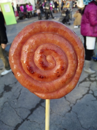 好きな食べ物はソーセージ。