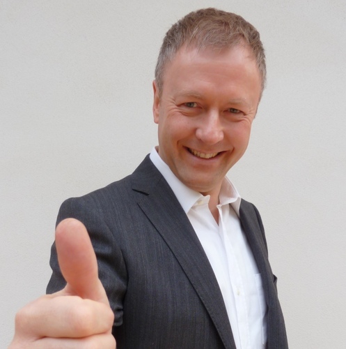 Sono un appassionato del Network Marketing, pertanto mi documento ponendo particolare attenzione a tutte le novità in uscita. Mi ispiro ai grandi Leader.