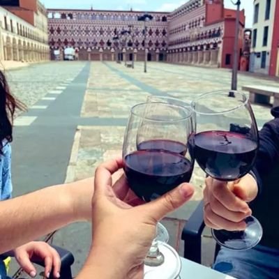 manujaa34's profile picture. 