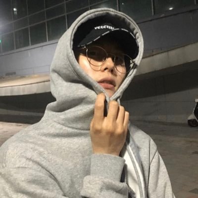 popt1_'s profile picture. — howtoเป็นผู้เป็นคน.mp4 #LTGU