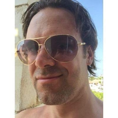 phambre's profile picture. Krisekommunikasjon, beredskap, strategi og medierelasjoner. Irriterende samfunnsengasjert. Tvitrer privat. Følg meg gjerne.