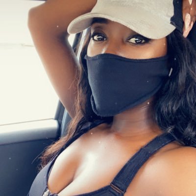 SerenityKCarter's profile picture. 