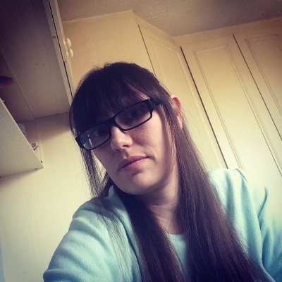 sarahkatemac's profile picture. 