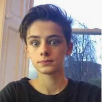 AaronPython's profile picture. Yeah so I guess I’m on twitter now lol. Don’t expect content I’m lazy as hell.