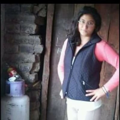 araMontescolin's profile picture. 