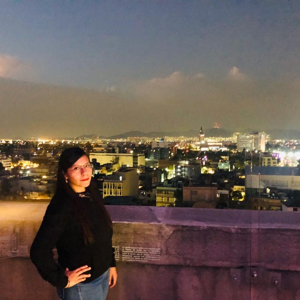 heli_91's profile picture. 🦷 Odontologa y Enfermera 👩🏻‍⚕️ estudiando Esp. Ortodoncia , amante de un buen café ☕️ , “deja que la vida te sorprenda “ 😉