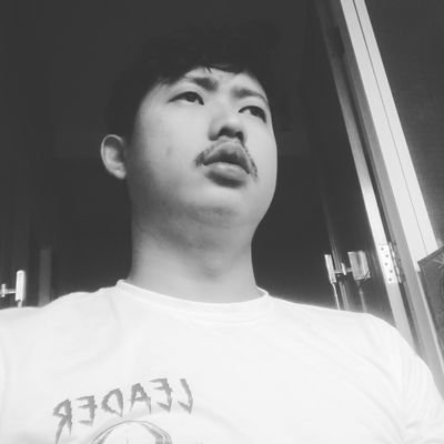 nandaaocto's profile picture. sederhana.
27 tahun beranjak 28 tahun ini