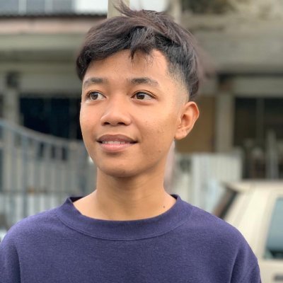 15
Youtuber