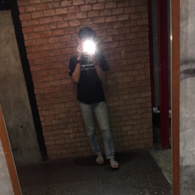 Esskeet54985581's profile picture. 