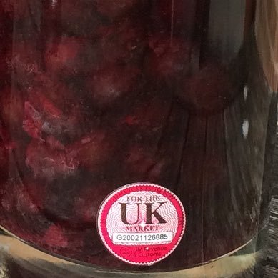 sloe gin. lots of ice, definitely a slice or two. 10 year break and now its CSGO.... Where is the CS Vets League???? Currently in the Source2 waiting room...