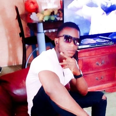 StOvOuu0OnWQ92B's profile picture. A Blogger, dedicated to promoting the arts and culture of Africa..
positivity 💪 remains my strength