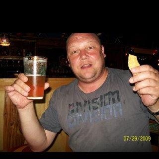 dazando's profile picture. 