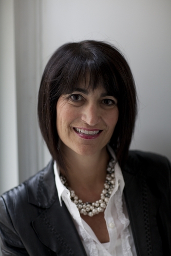 Chief Client Officer of @MerkleCRM Americas. #DigitalMarketer, multi-tasking Mom of three