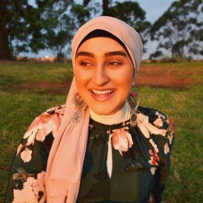 storyofsahar2's profile picture. telling stories