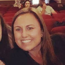 I've been teaching for 15 years. Teacher of the Year for the 2020-2021 school year.🎉 I teach 3rd grade. I ❤️ reading! #donorschoose #teachertwitter