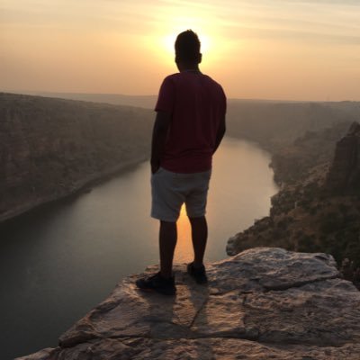 event coordinator at https://t.co/NVd2xxkWKt, full time volunteer at https://t.co/FzeCUqCxLy, love to travel,photography,digital marketer,chai addict.
