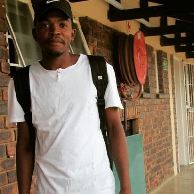 Lebo_Phoyana's profile picture. Son of God 😇♥️ 
Soccer player ⚽ 
B.A Communication Graduate 📚 Broadcaster 🎙️
IG: https://t.co/ZeSEtnxMCc