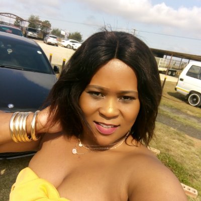 MinenhleSibiya_'s profile picture. Trust the Process🙏🙏
Setting my Table❤️🌷💯