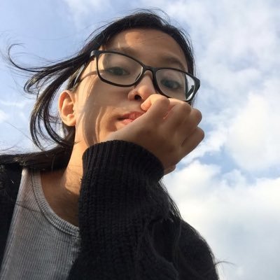 triaaprr's profile picture. sedang mengetik....