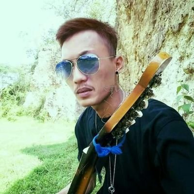 red07121993's profile picture. 07121993