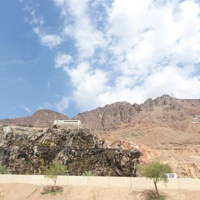 zuhain's profile picture. was born without knowing why he was created , but now know he is created to worship Allah alone (one God) and Islam is the only true religion