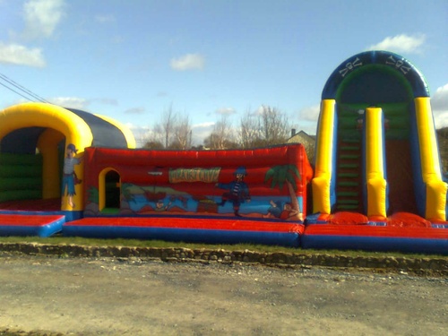 irishinflatable's profile picture. 