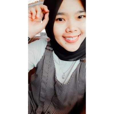 NunungSitiSuci's profile picture. ikuti, jalani, syukuri, nikmati 🍦