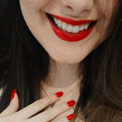 دارم تلاش میکنم زبون کرم دندونارو یاد بگیرم🐛
عاشق سبزِ شویدی، ارتشی، سدری، زیتونی و دیگر سبزها.