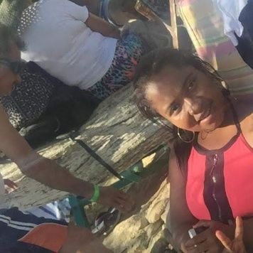 negris9009's profile picture. Nunca seré tu media amiga ni tu casi amor. Yo soy todo o no soy nada, no soporto términos medios.