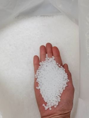 spring96413608's profile picture. We need 2000-3000 tons of HDPE per day. If you are interested, please contact me at my email address :zhuhai1981@163.com