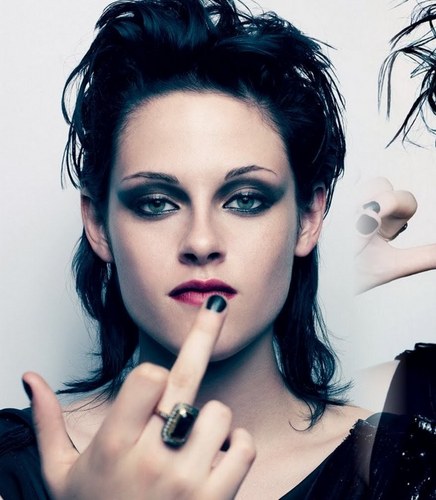 foforks_haters's profile picture. Dedicado a muitas pessoas que DETESTAM aquela porra de site: Foforks. Aqui temos sangue vermelho, pq verde é de mosquito (666' HATERS, GO GO!!