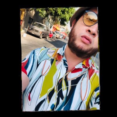 3veces3's profile picture. 30 | LAE. especializado en #RRHH | Economía UNAM | OASIS | Graphic Design ✍ Visual Arts | 👔💼🏢📊