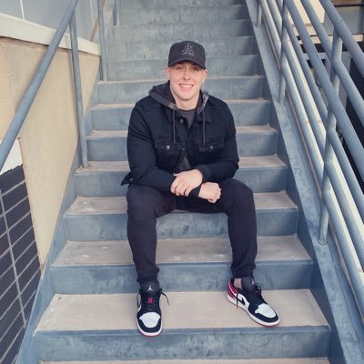 AshtonD98's profile picture. Psalm XXIII🕊