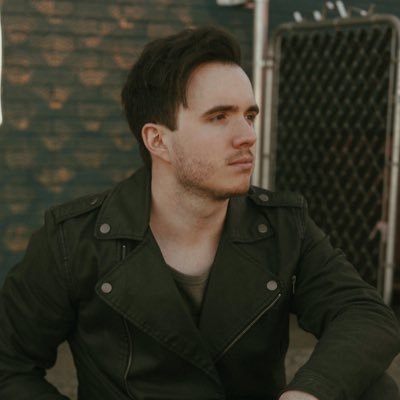 reidmounts's profile picture. Husband / Guitarist / Designer