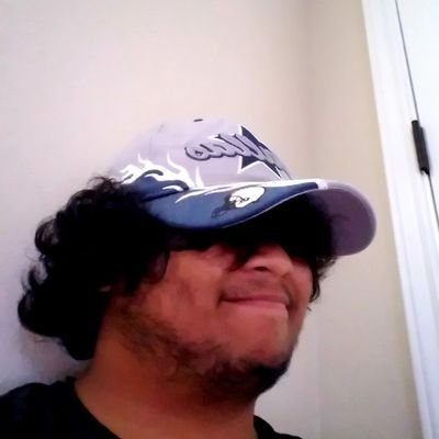Hey I'm Jo 👋. I'm a shy chubby lil gay dude who likes bears and chubs