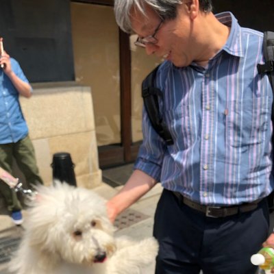 1960_doug's profile picture. 東京生まれ東京育ち。入社後は栃木、大阪、モントリオール、テネシー州と転々。生産管理専門。2020年還暦。好きな読書（川本三郎、野呂邦暢、辻邦生等など）、好きな音楽（全てはDylanから。Doug Sahm、ヌスラット経由ワールドまで）、エスニック料理好き。語学は英語と西語と22年7月からフィンランド語も勉強開始。