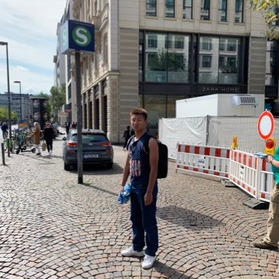 leejen15804808's profile picture. 