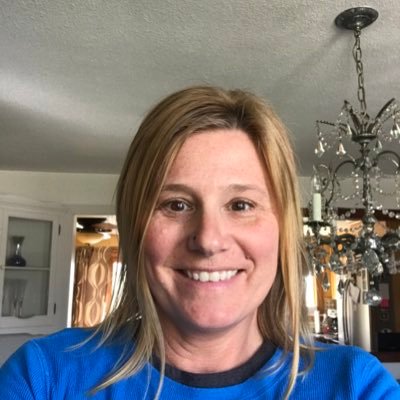 angelinalarose9's profile picture. 