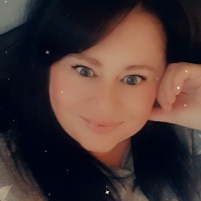 Mostly an angel, Often a devil, always a lady. Rugby crazy. Fun sized bundle of love and opinions. To know me is to love me. š
https://t.co/gh63YdUY4f