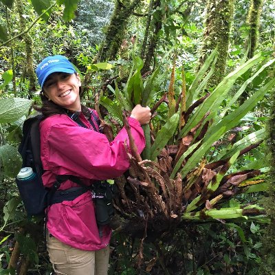 PhD | Tropical ecologist & biogeochemist | NOAA C & GC Postdoc Fellow @ Harvard University | Admirer of N-fixing bacteria and their legume partners🌿 | she/her