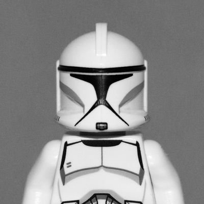 Graduado de Ingeniería Mecánica en la ULL.
Máster en Diseño Av. en Ingeniería Mecánica en la US.
Murguero, no Carnavalero.
May the force be with you!