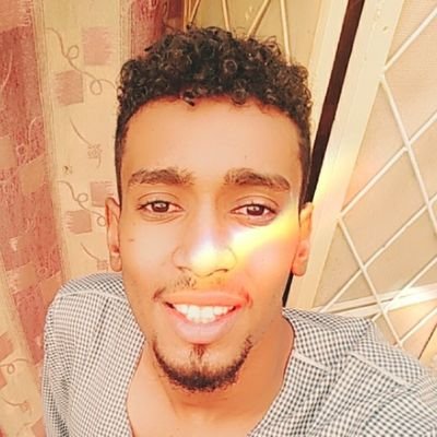 ليست المأساة ان نموت من اجل الوطن... ولكن المأساة ان نحيا اموات داخل الوطن 🤦♂️