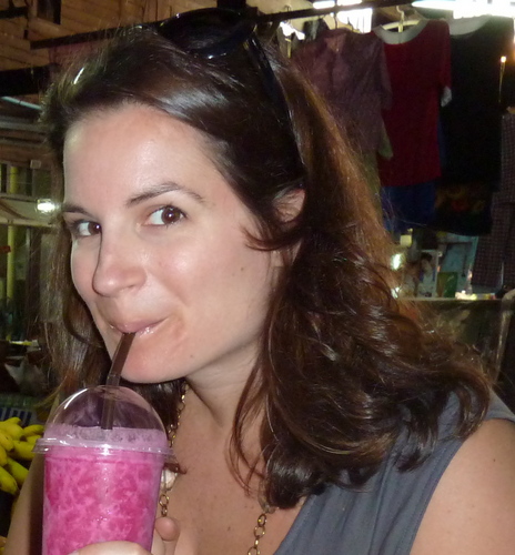 Former kindergarten teacher turned advertising exec. Addicted to my Kitchen Aid.