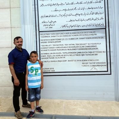 metindemiray4's profile picture. 