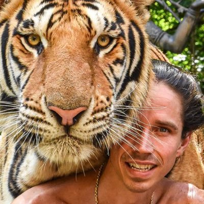 Come visit the animals and me! Limited tour availability! Make reservations at https://t.co/LIn5Qq9rZr 🐅